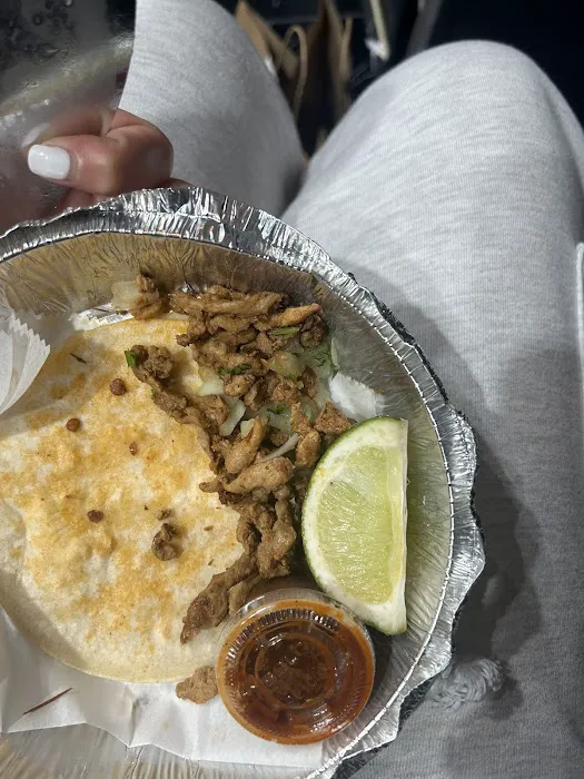La Birria De Res Tacos Picture 1