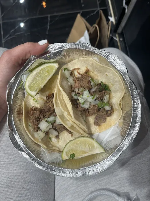 La Birria De Res Tacos Picture 7