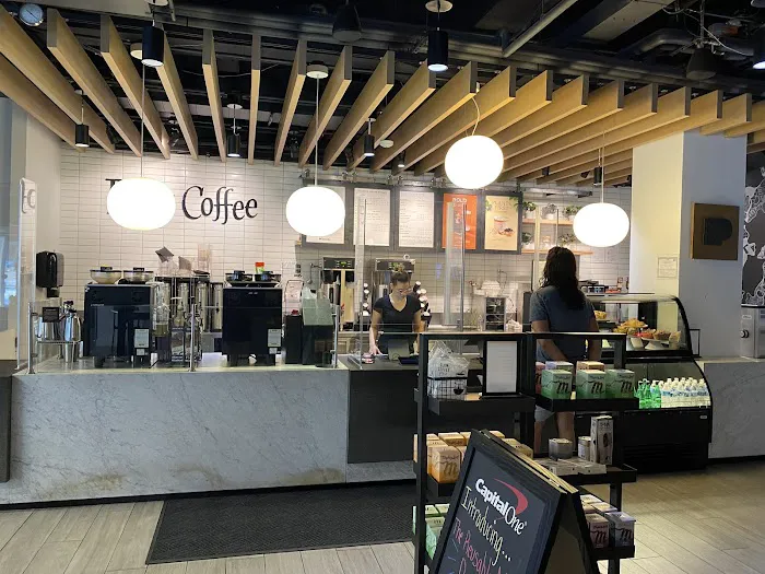 Capital One Café Picture 6