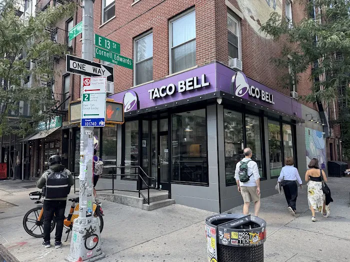 Taco Bell Picture 9