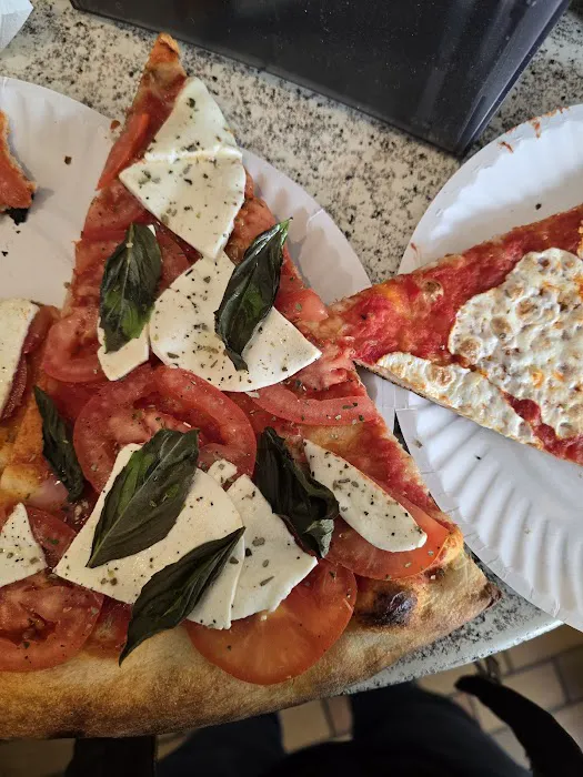 Joe's Pizza Picture 1