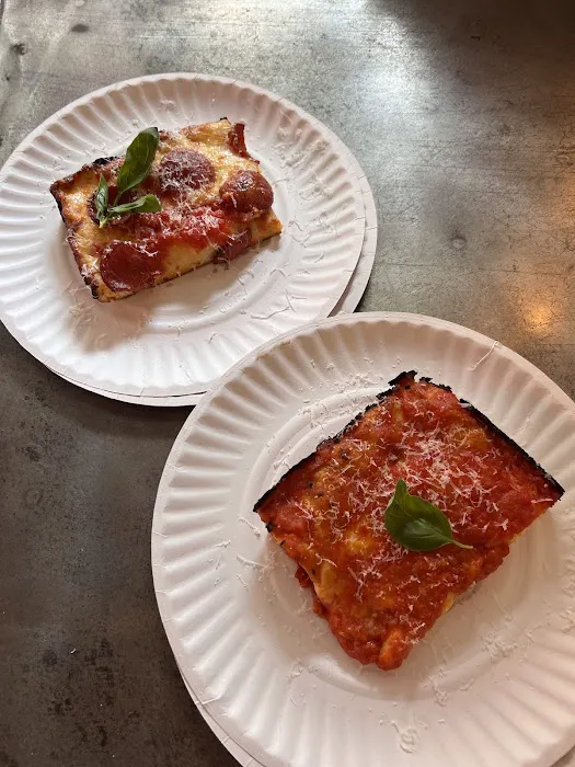 Nate’s Detroit Pizza Picture 10