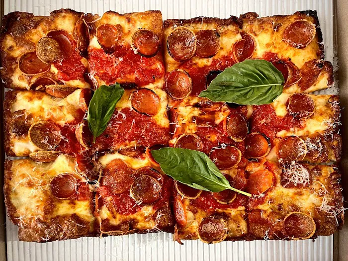 Nate’s Detroit Pizza Picture 7