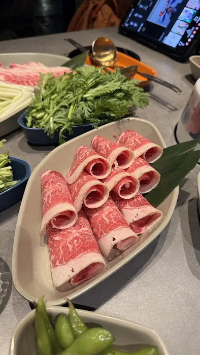 The Dolar Shop Hot Pot Manhattan Picture 9