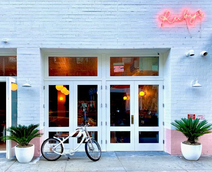 Little Ruby's East Village Picture 4