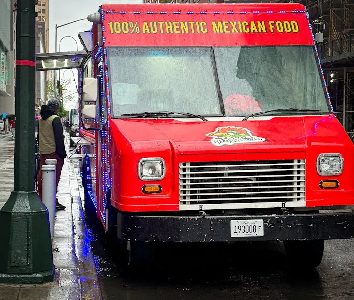 Tacos El Poblanito food truck Picture 6