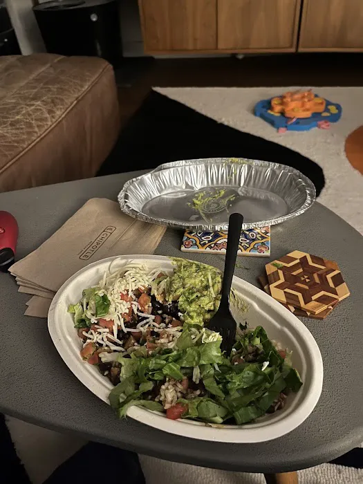 Chipotle Mexican Grill Picture 1