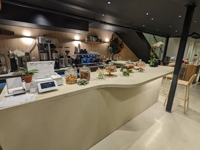Ariston Coffee Bar Picture 6