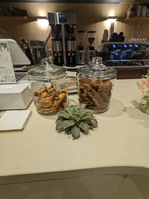Ariston Coffee Bar Picture 7