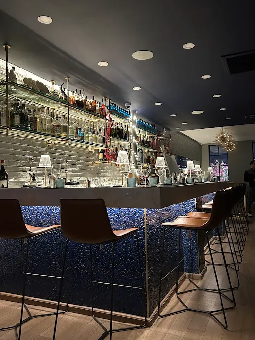 Amo Seafood Picture 5