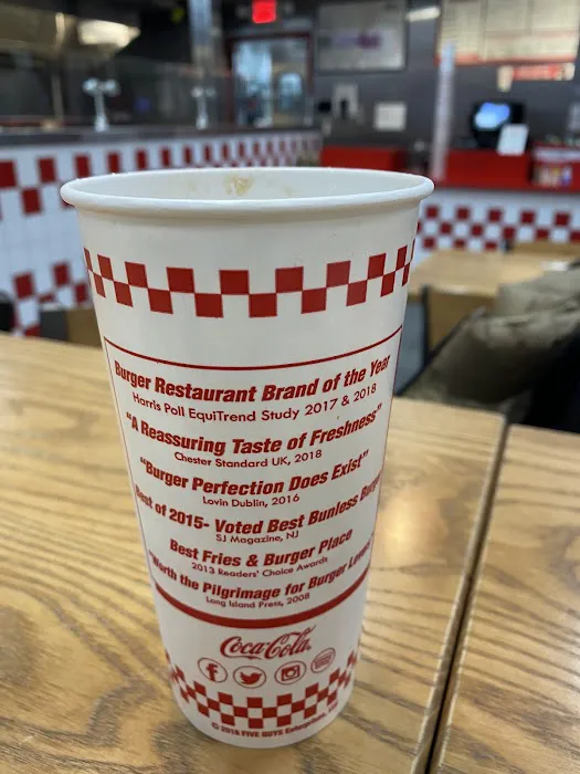 Five Guys Picture 5