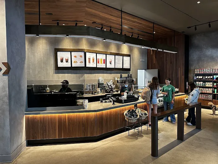 Starbucks Picture 6