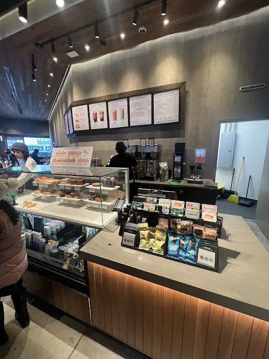 Starbucks Picture 4