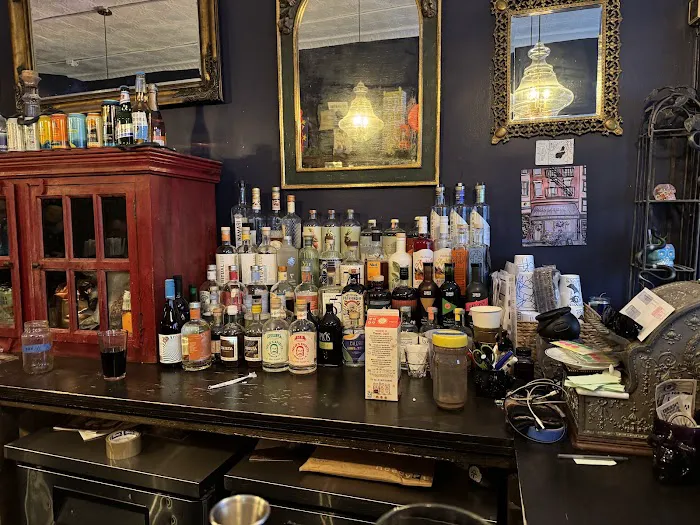 Hekate Café & Elixir Lounge Picture 10