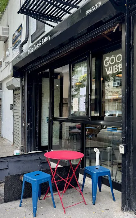 B Cup Cafe & Eatery Picture 4