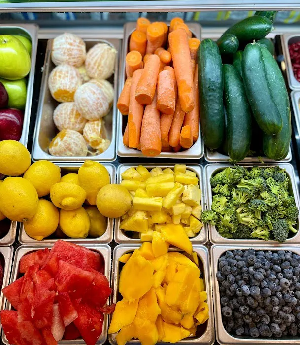Greenland Gourmet Deli and Grocery Picture 3