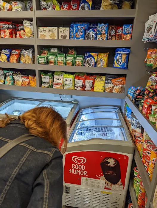 Greenland Gourmet Deli and Grocery Picture 8