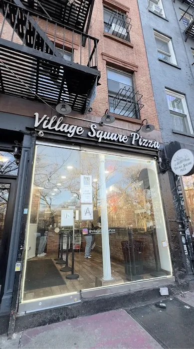 Village Square Pizza Picture 4