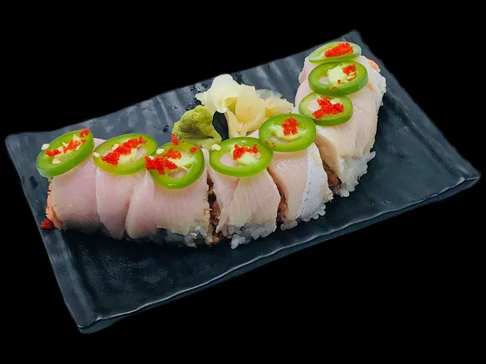 Poke and Roll Sushi Picture 1