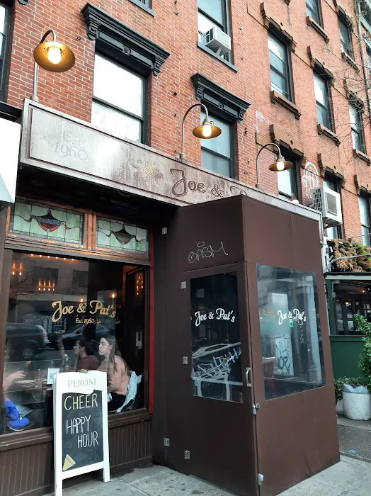 Joe & Pat's NYC Picture 4
