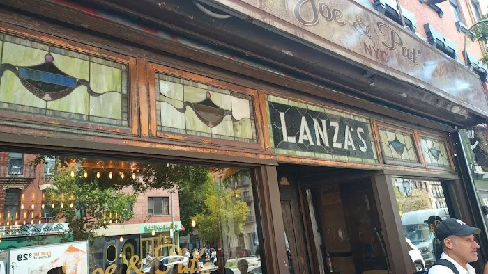Joe & Pat's NYC Picture 9