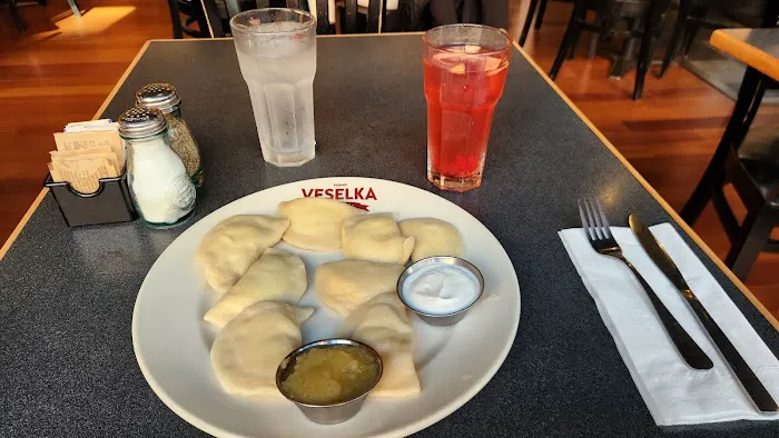 Veselka Picture 5