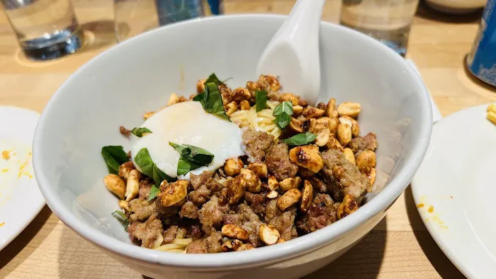 Momofuku Noodle Bar Picture 3