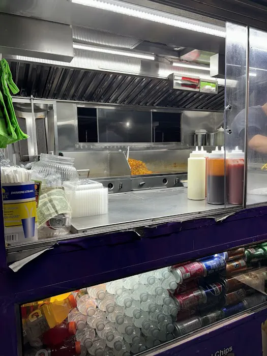 Halal in East Village Picture 4