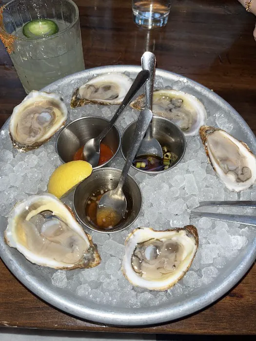 Ama Raw Bar Picture 2
