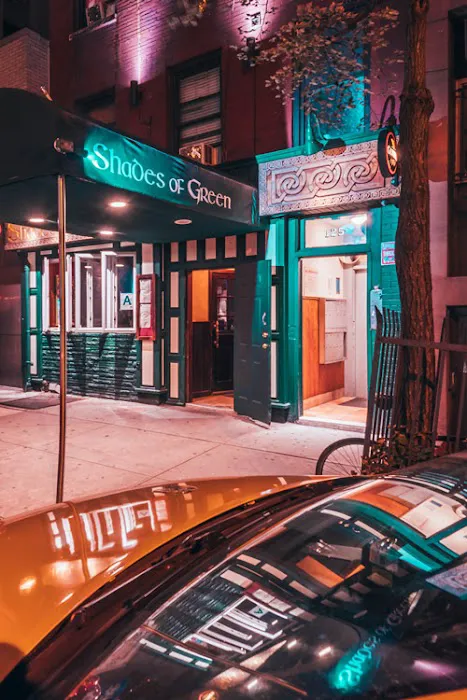 Shades of Green Pub & Restaurant Picture 5