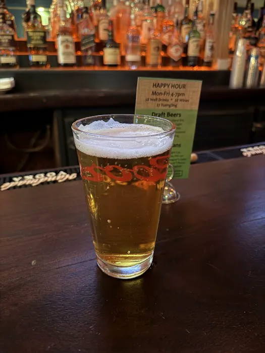 Shades of Green Pub & Restaurant Picture 4