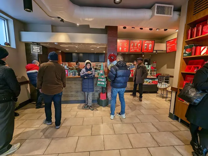 Starbucks Picture 4