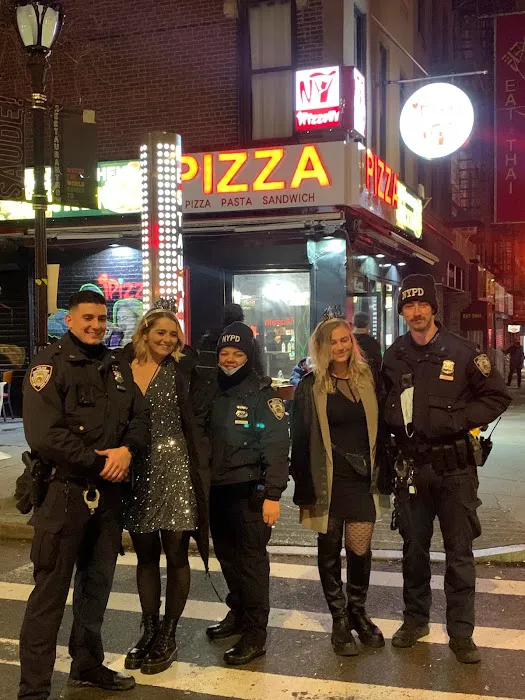 iPizzaNY- Chelsea Picture 5