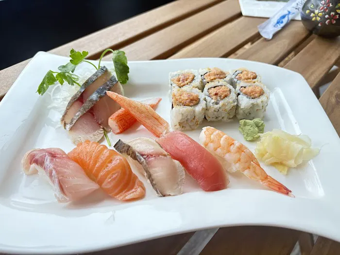 WOW SUSHI Picture 4