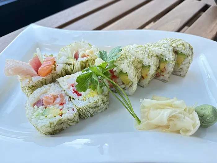WOW SUSHI Picture 2