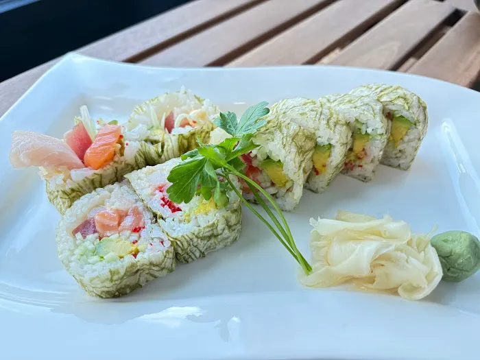 WOW SUSHI Picture 1