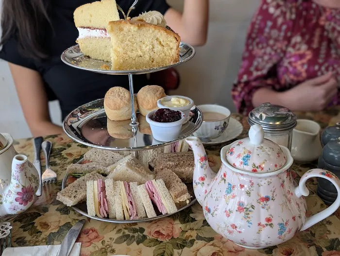 Tea & Sympathy Picture 9