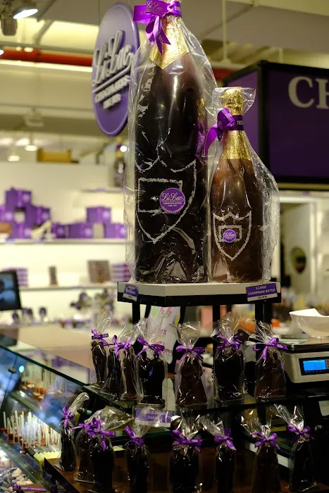 Li-Lac Chocolates (Chelsea Market) Picture 8