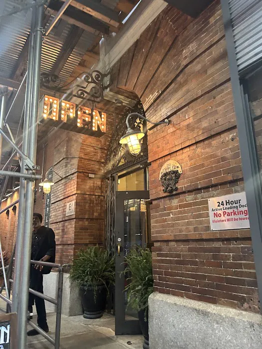 The Tippler Picture 7