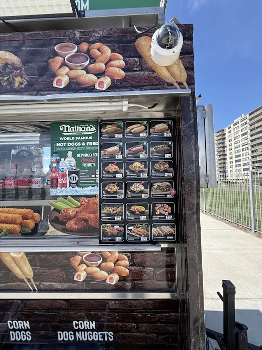 Hima Halal Food Truck Picture 7