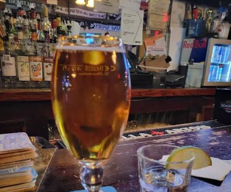 Flannerys Bar