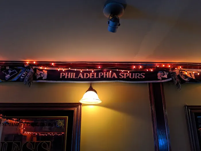 Flannerys Bar Picture 8