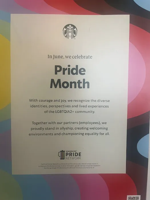 Starbucks Picture 3