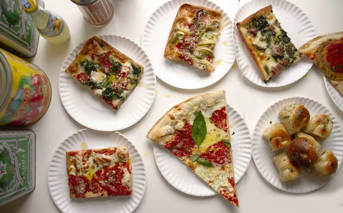ROCCO'S PIZZA Picture 7