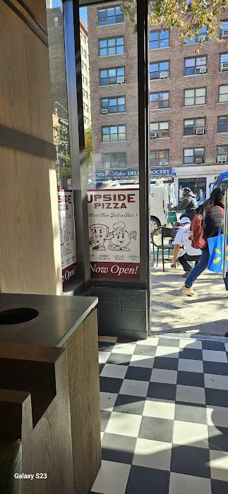 Upside Pizza Picture 5