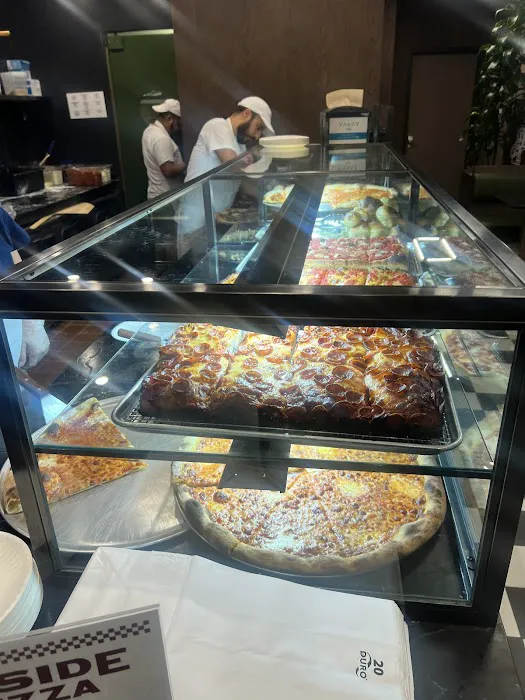Upside Pizza Picture 3