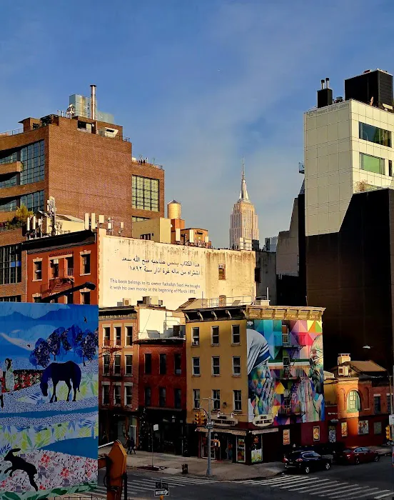 Chelsea Square Market Picture 3
