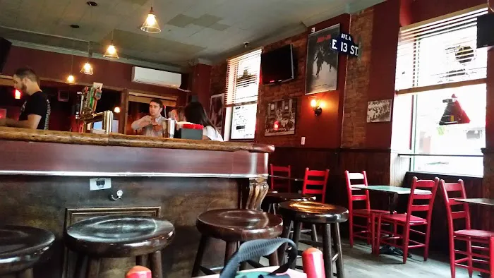 12th Street Ale House Picture 5