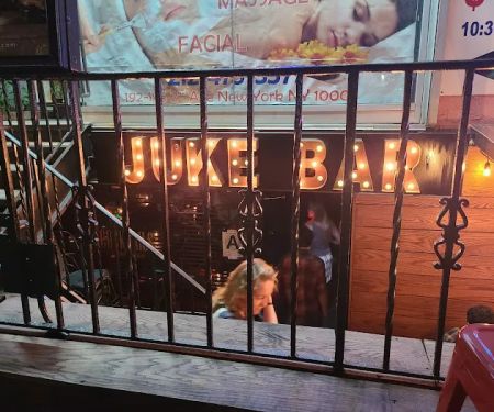 Juke Bar