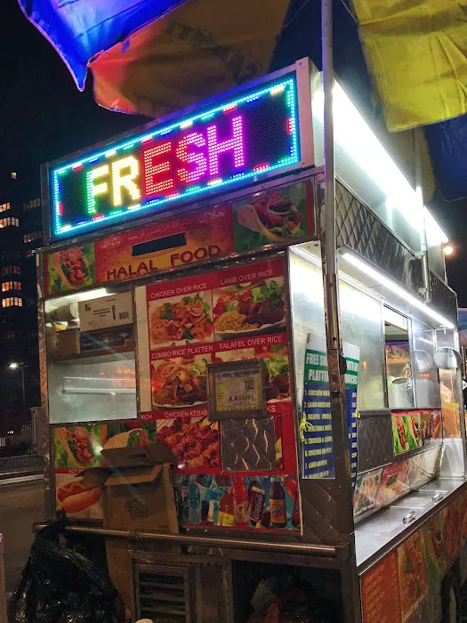 Kazi Halal Food Cart Picture 1